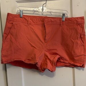 GAP coral Shorts